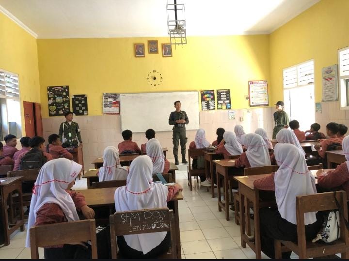 Pembukaan MENWA UDINUS di SMPN 1 Kandangan